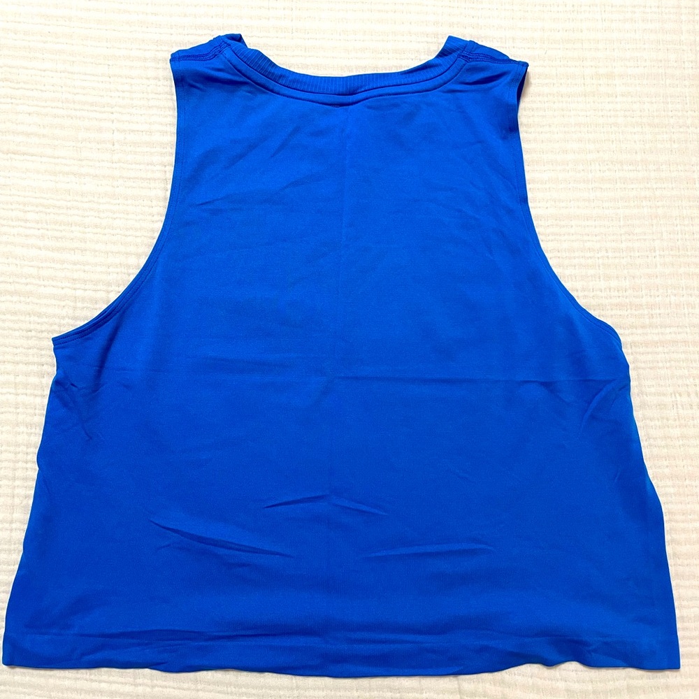 Fabletics Seamless Tank - Picture 2 of 4